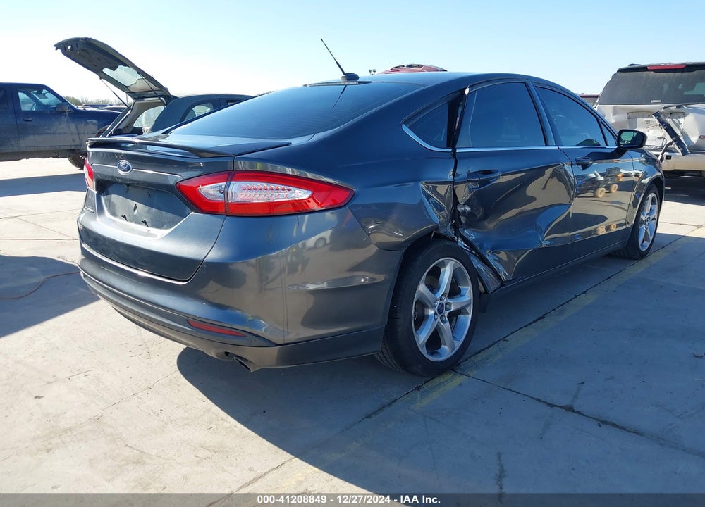 2016 FORD FUSION S VIN: 3FA6P0G70GR245860