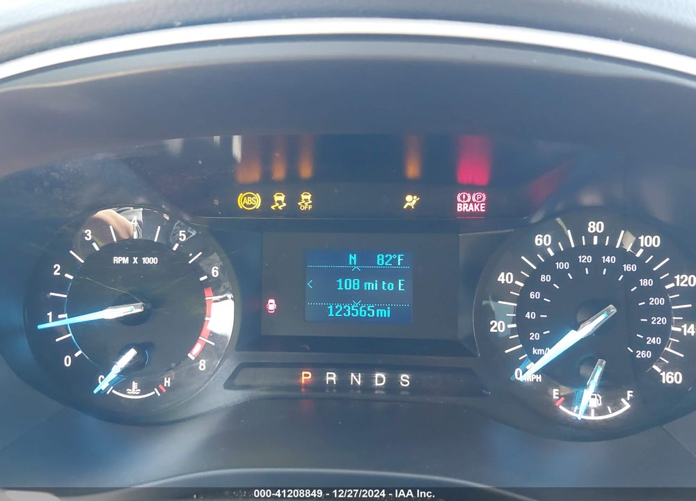 2016 FORD FUSION S VIN: 3FA6P0G70GR245860
