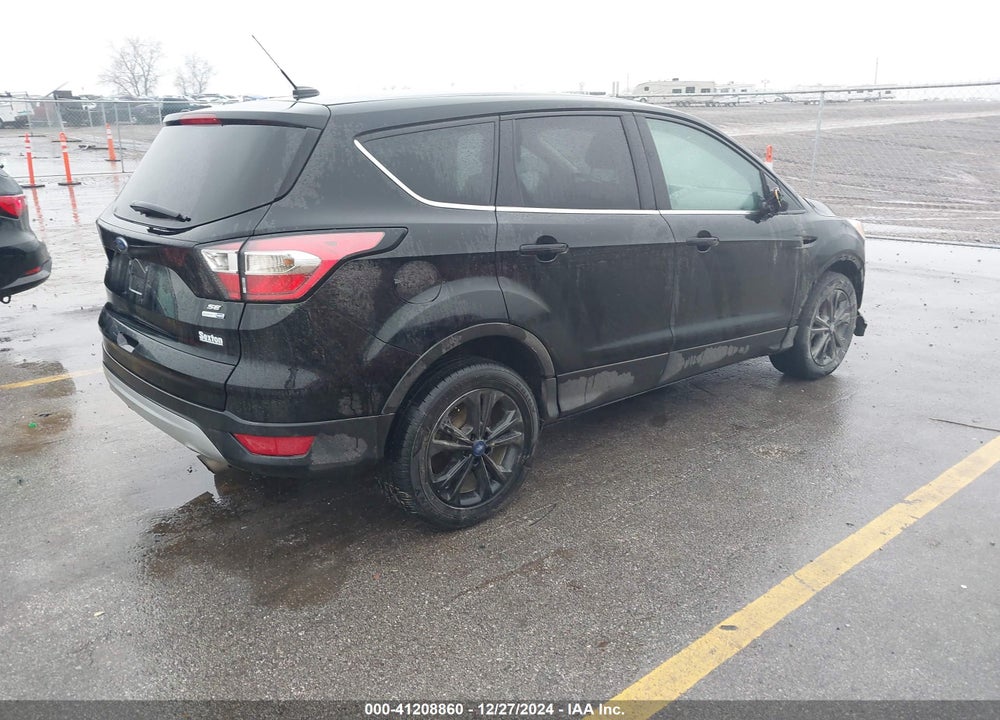 2017 FORD ESCAPE SE VIN: 1FMCU9GD7HUB78874