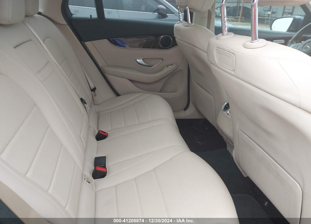 2019 MERCEDES-BENZ GLC 300 VIN: WDC0G4JB6KV161620