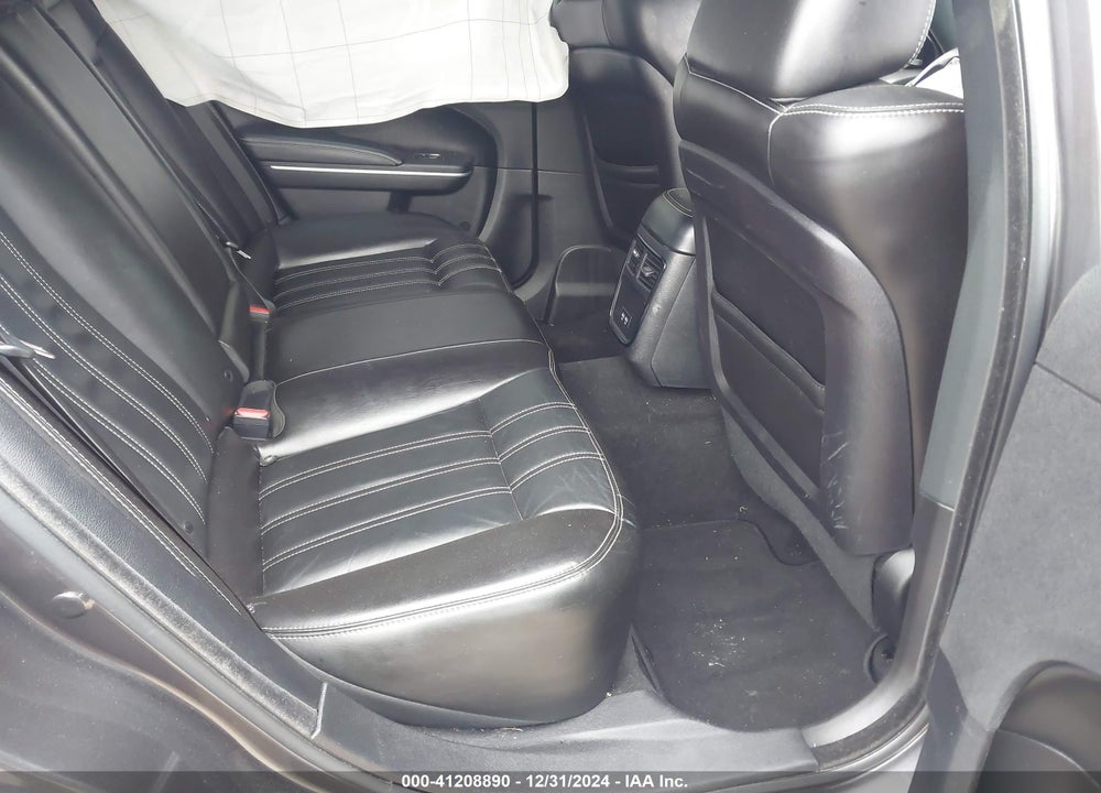 2021 CHRYSLER 300 VIN: 2C3CCABG0MH626383