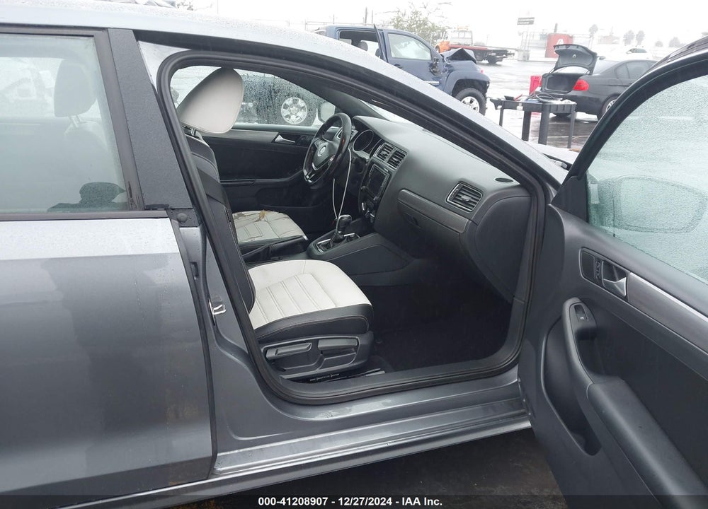 2016 VOLKSWAGEN JETTA SPORT VIN: 3VWD17AJ5GM237764