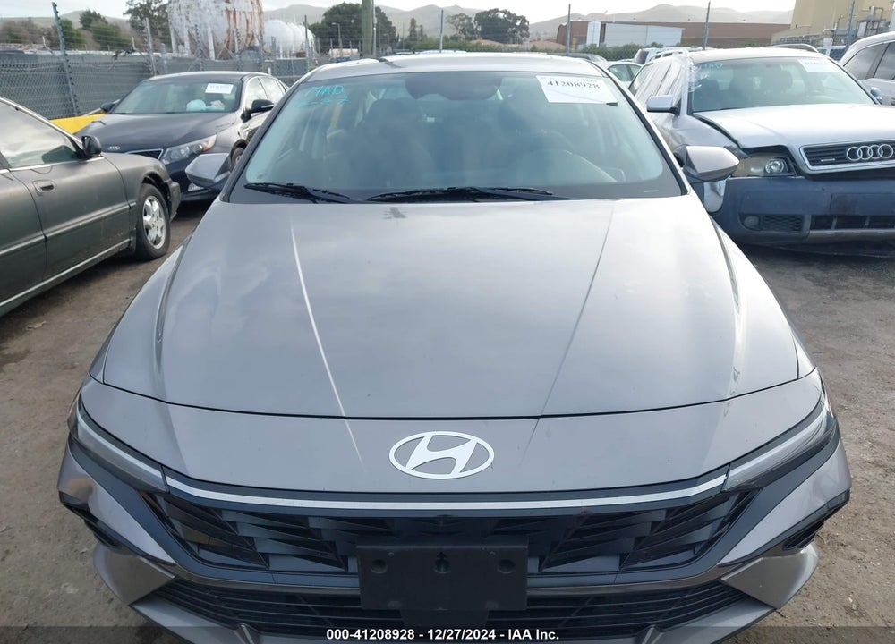 2024 HYUNDAI ELANTRA VIN: KMHLS4DG8RU673139