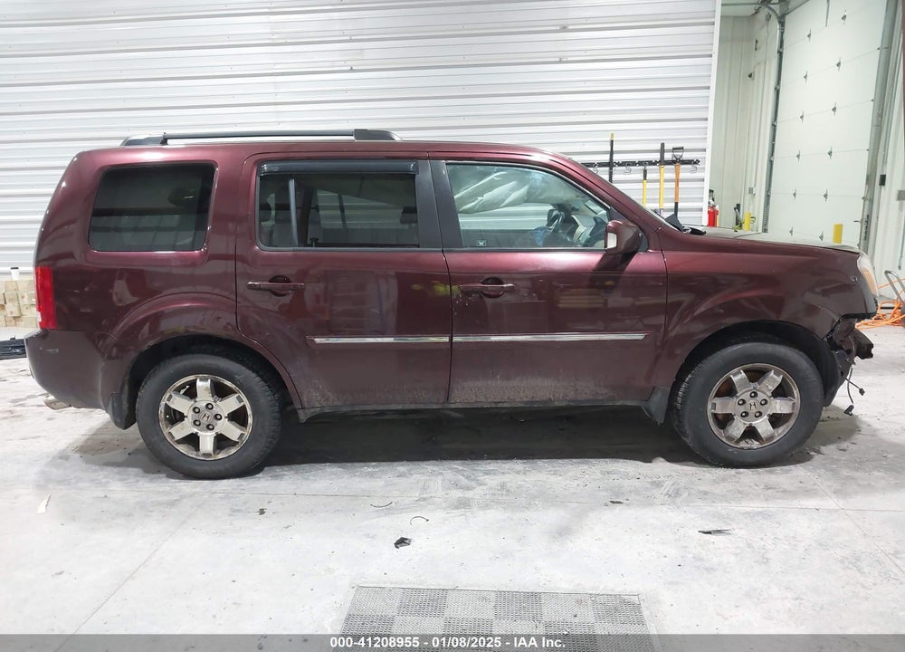 2011 HONDA PILOT TOURING VIN: 5FNYF4H94BB074604