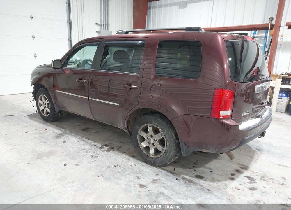 2011 HONDA PILOT TOURING VIN: 5FNYF4H94BB074604