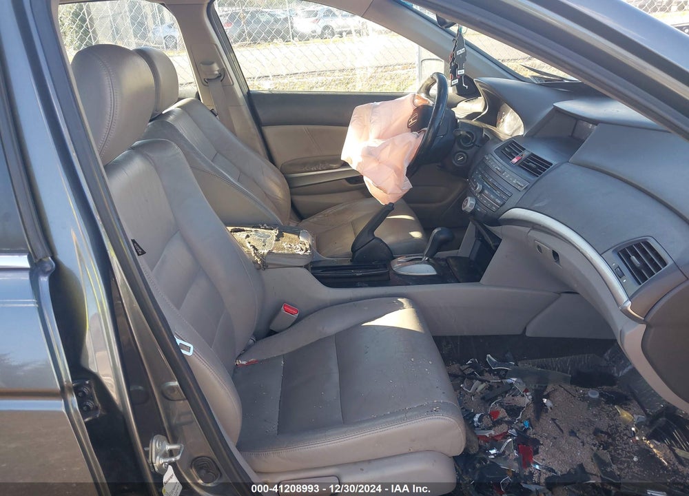 2010 HONDA ACCORD EXL VIN: 1HGCP2F82AA032589