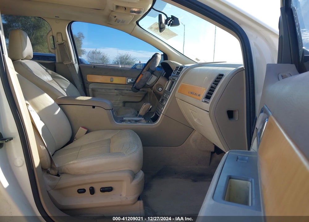2007 LINCOLN MKX VIN: 2LMDU88C97BJ37675