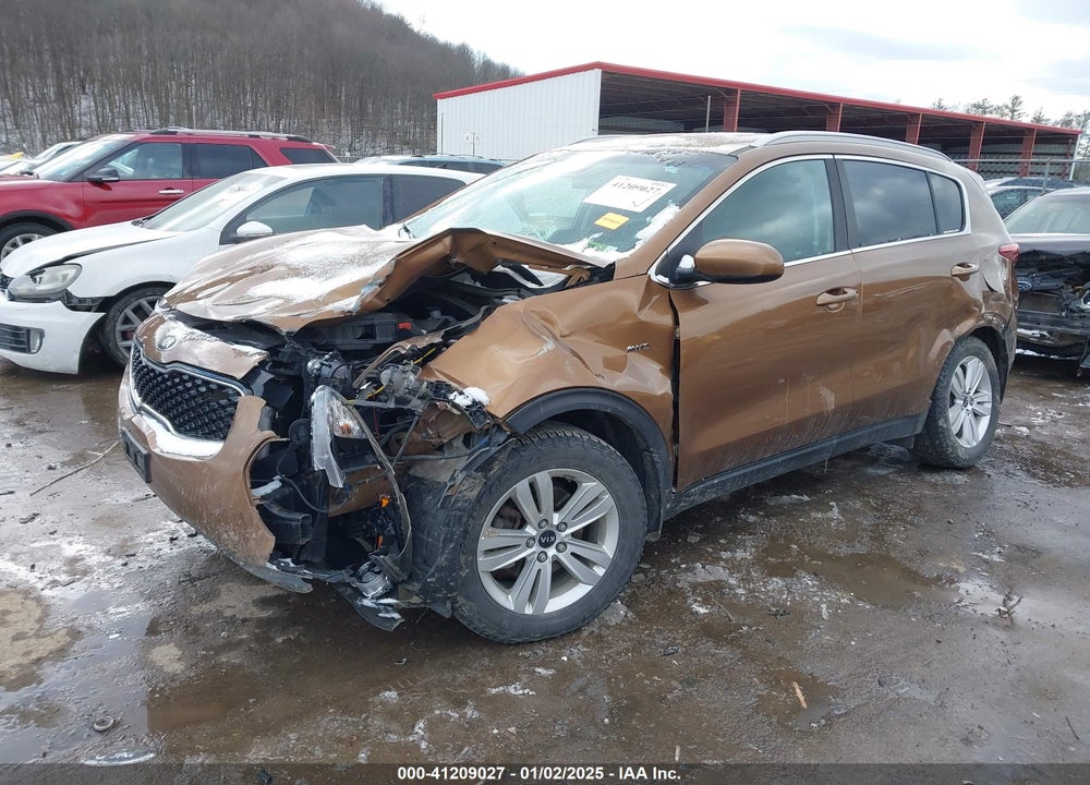 2018 KIA SPORTAGE LX VIN: KNDPMCAC5J7438065