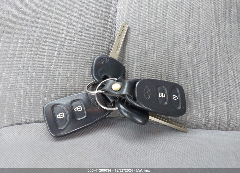 2017 HYUNDAI ACCENT SE VIN: KMHCT4AE8HU342690