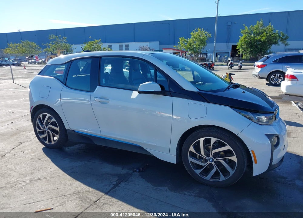 2015 BMW I3 BASE W/RANGE EXTENDER VIN: WBY1Z4C52FV277817