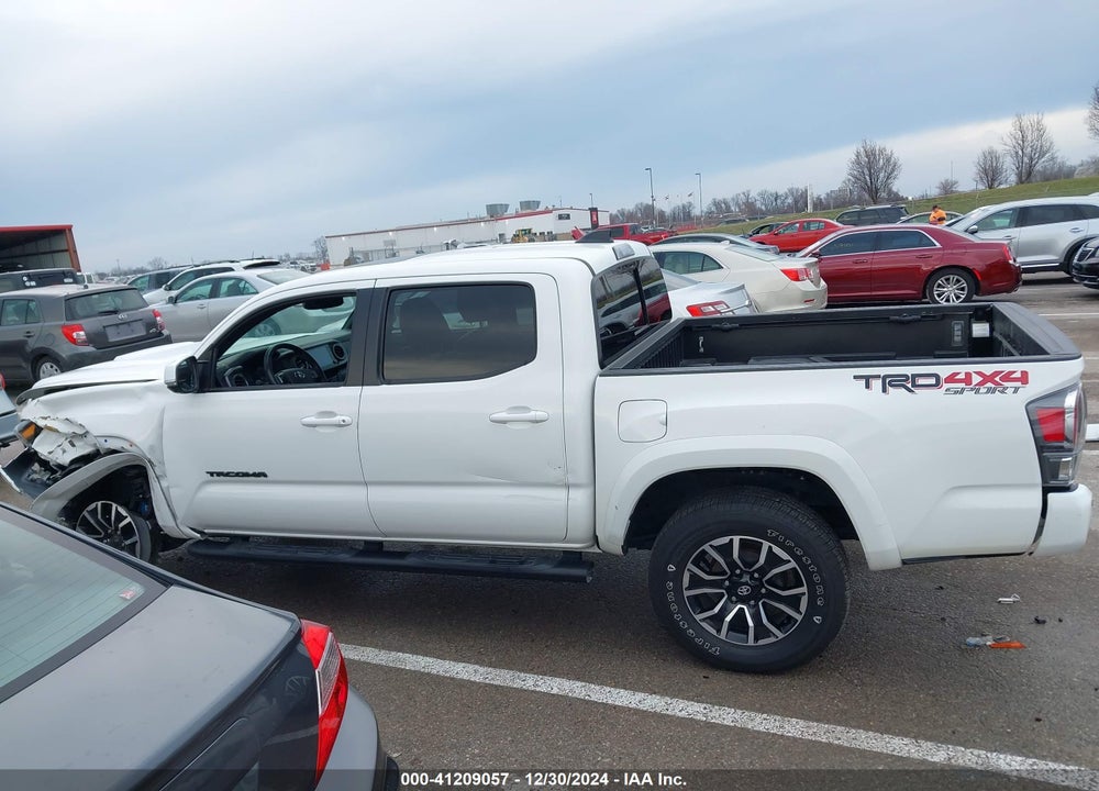 2023 TOYOTA TACOMA VIN: 3TMCZ5AN2PM552746