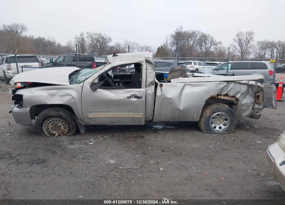 2009 CHEVROLET SILVERADO C1500 LT VIN: 1GCEC24C69Z138132