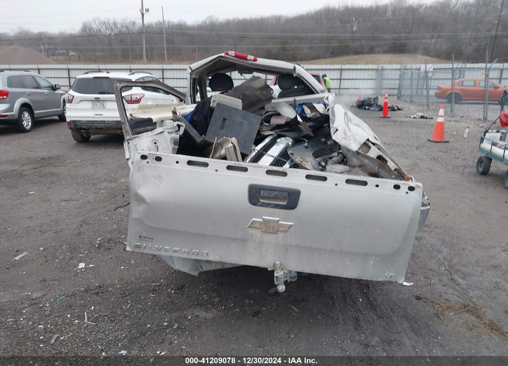 2009 CHEVROLET SILVERADO C1500 LT VIN: 1GCEC24C69Z138132