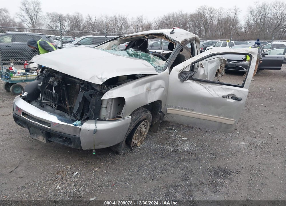 2009 CHEVROLET SILVERADO C1500 LT VIN: 1GCEC24C69Z138132