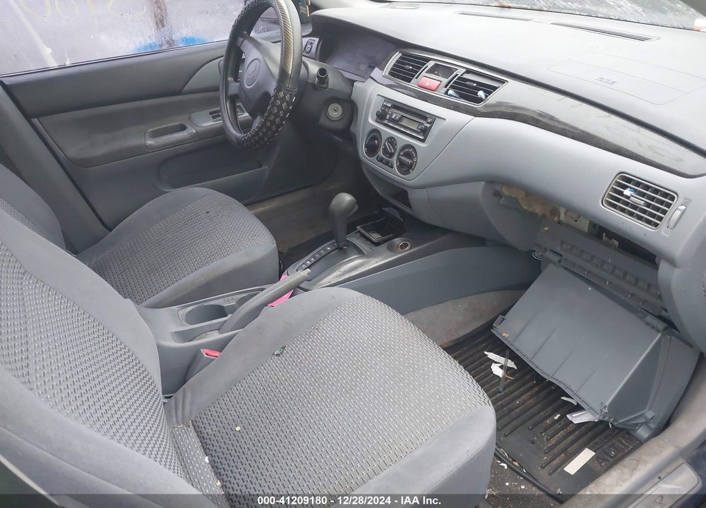 2002 MITSUBISHI LANCER ES VIN: JA3AJ26EX2U021920