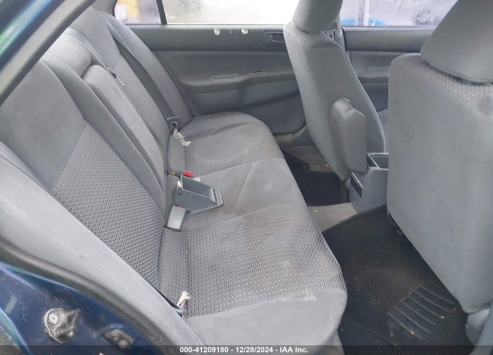2002 MITSUBISHI LANCER ES VIN: JA3AJ26EX2U021920
