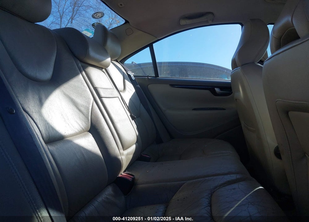 2003 VOLVO S60 2.4 VIN: YV1RS61T132242683