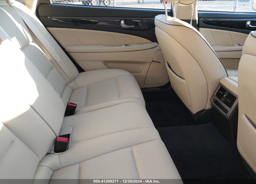 2016 HYUNDAI EQUUS SIGNATURE/ULTIMATE VIN: KMHGH4JH7GU106124