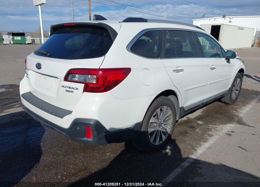 2018 SUBARU OUTBACK VIN: 4S4BSETC5J3263635