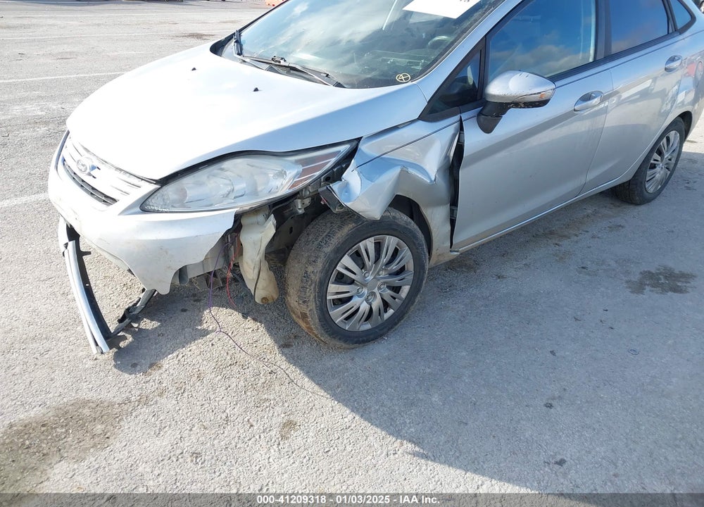 2015 FORD FIESTA VIN: 3FADP4BJ1FM220222