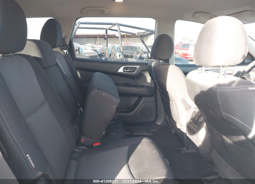 2019 NISSAN PATHFINDER S VIN: 5N1DR2MN0KC622538