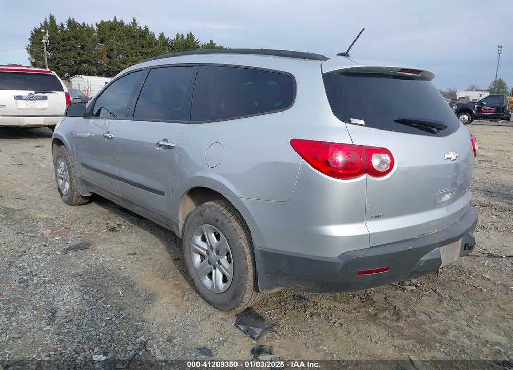 2012 CHEVROLET TRAVERSE LS VIN: 1GNKVFED0CJ161205