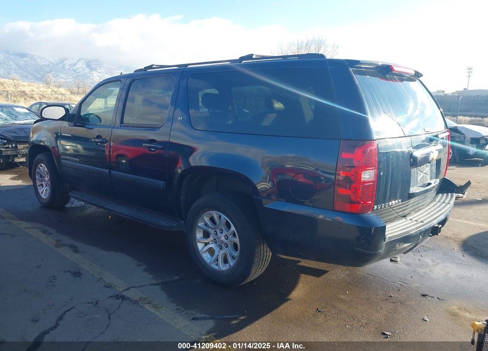 2008 CHEVROLET SUBURBAN 1500 LT VIN: 1GNFK16Y68R143010