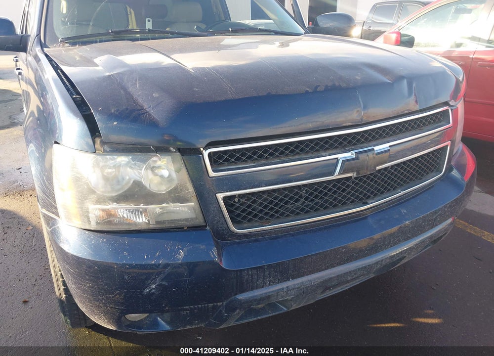 2008 CHEVROLET SUBURBAN 1500 LT VIN: 1GNFK16Y68R143010