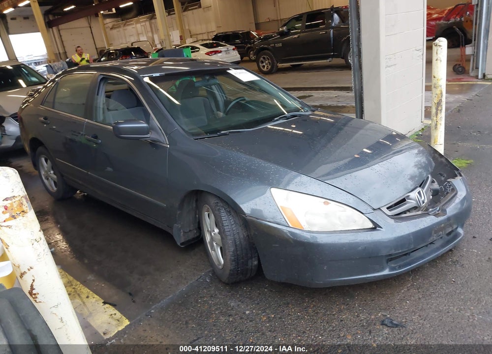 2005 HONDA ACCORD EX VIN: JHMCM56755C007601