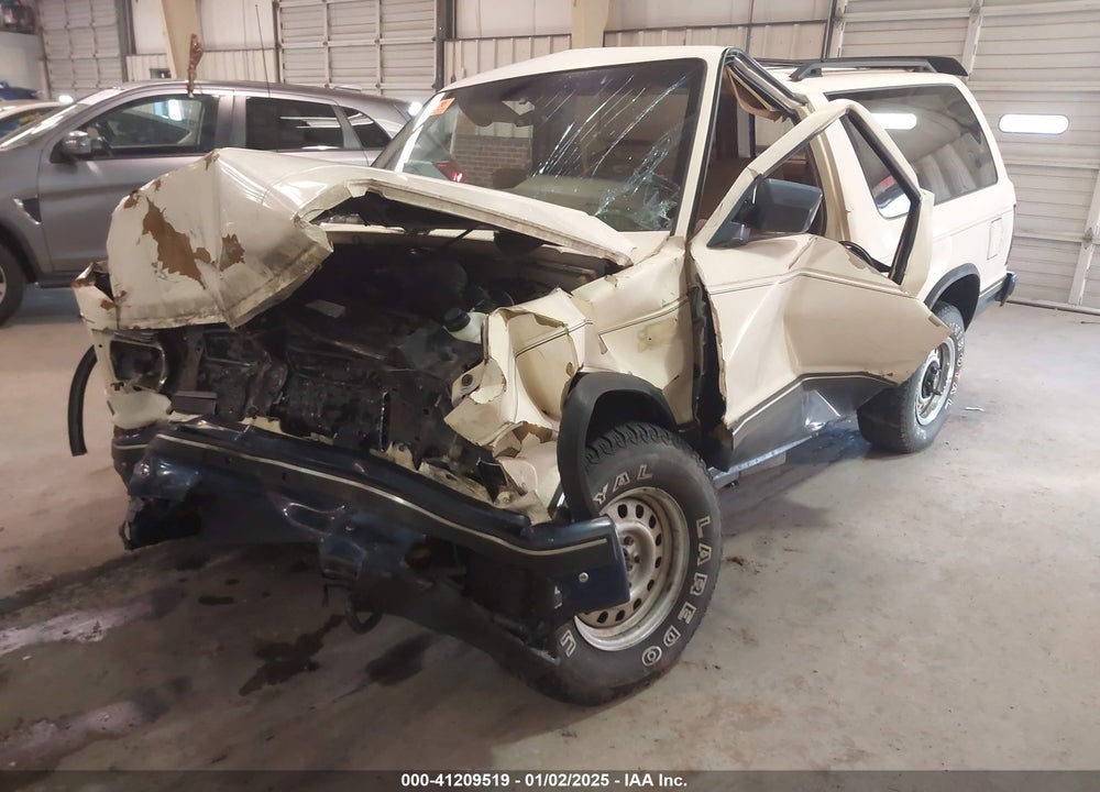 1988 GMC S15 JIMMY VIN: 1GKCT18R4J8502627