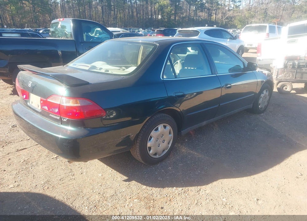 2000 HONDA ACCORD LX VIN: 1HGCG5644YA031145