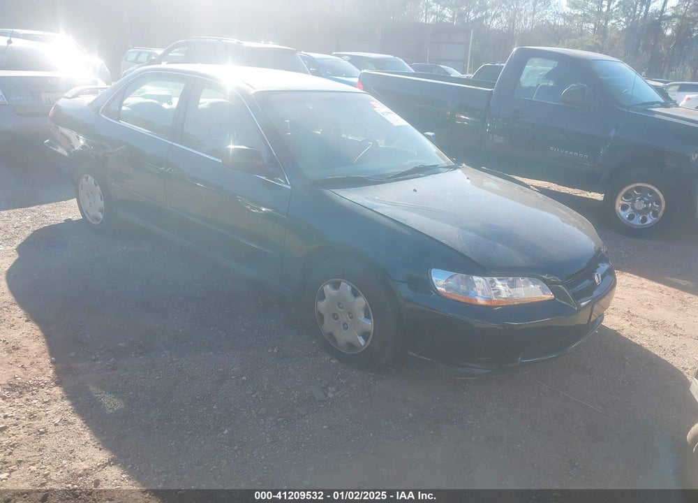 2000 HONDA ACCORD LX VIN: 1HGCG5644YA031145
