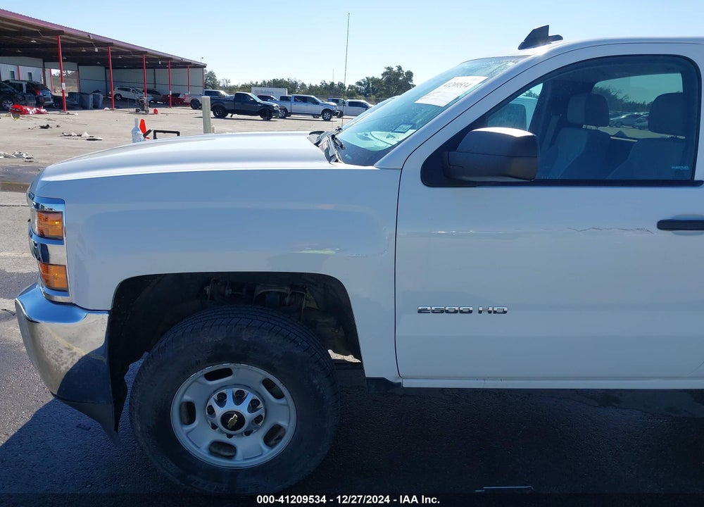 2015 CHEVROLET SILVERADO C2500 HEAVY DUTY VIN: 1GC0CUEG6FZ505677