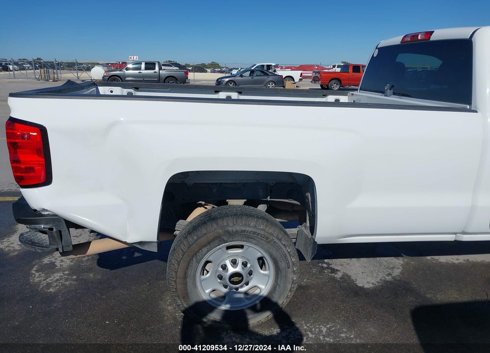 2015 CHEVROLET SILVERADO C2500 HEAVY DUTY VIN: 1GC0CUEG6FZ505677