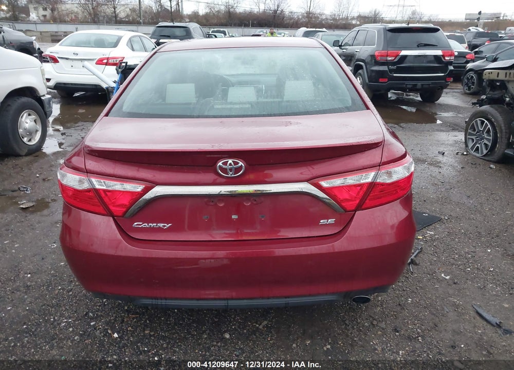 2015 TOYOTA CAMRY SE VIN: 4T1BF1FKXFU932015