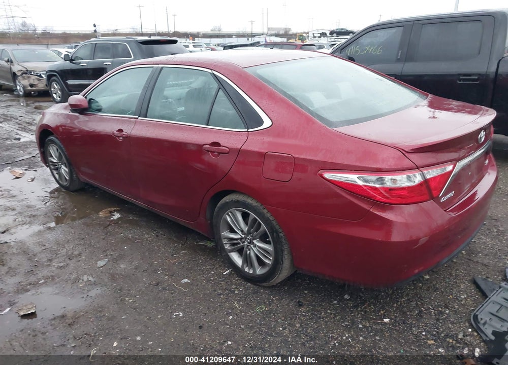 2015 TOYOTA CAMRY SE VIN: 4T1BF1FKXFU932015