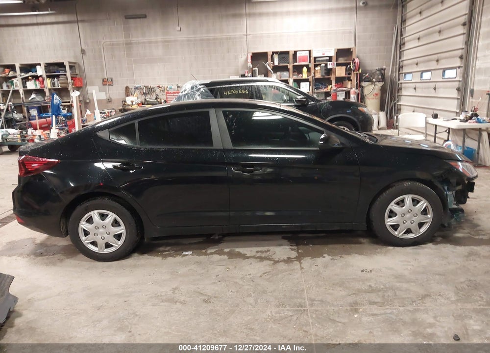 2019 HYUNDAI ELANTRA SE VIN: KMHD74LF4KU842190