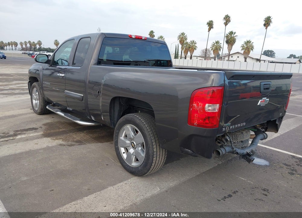 2010 CHEVROLET SILVERADO C1500 LT VIN: 1GCSCSE07AZ113462