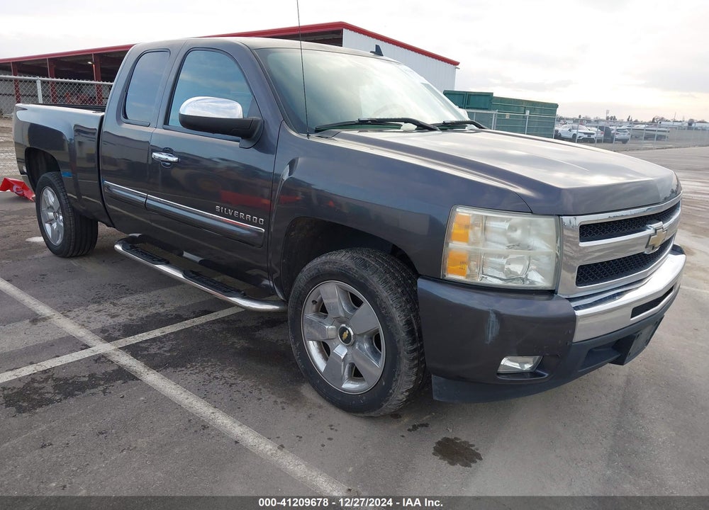2010 CHEVROLET SILVERADO C1500 LT VIN: 1GCSCSE07AZ113462