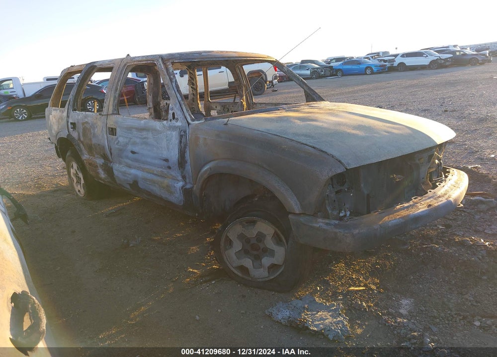 2002 CHEVROLET BLAZER VIN: 1GNDT13W72K196967