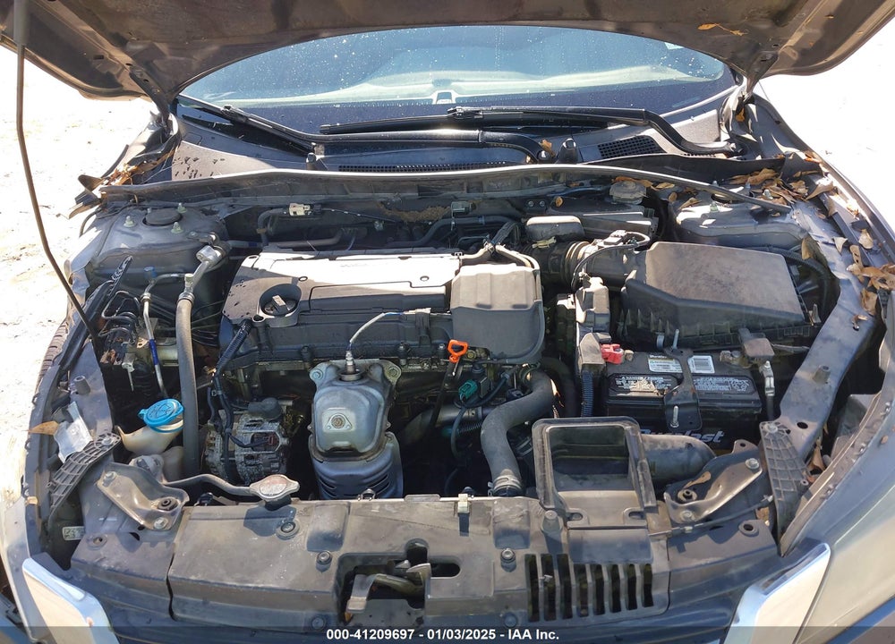 2015 HONDA ACCORD VIN: 1HGCR2F30FA258426