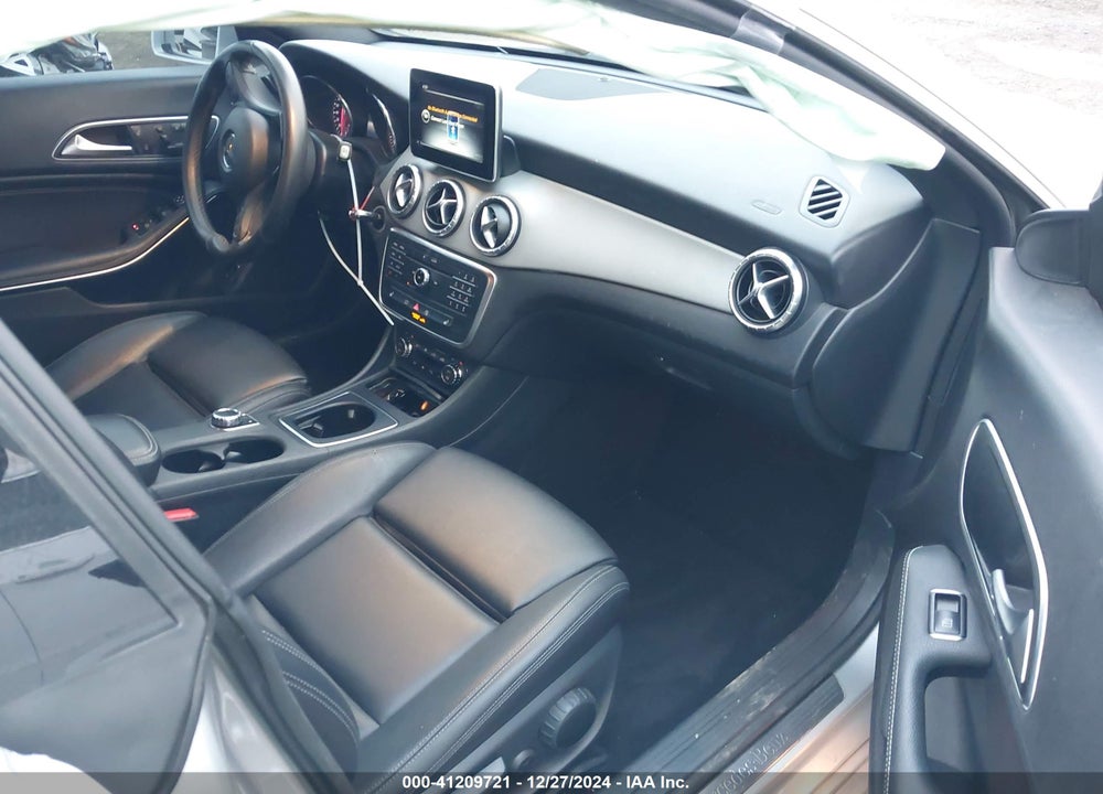 2016 MERCEDES-BENZ CLA 250 VIN: WDDSJ4EB6GN387874