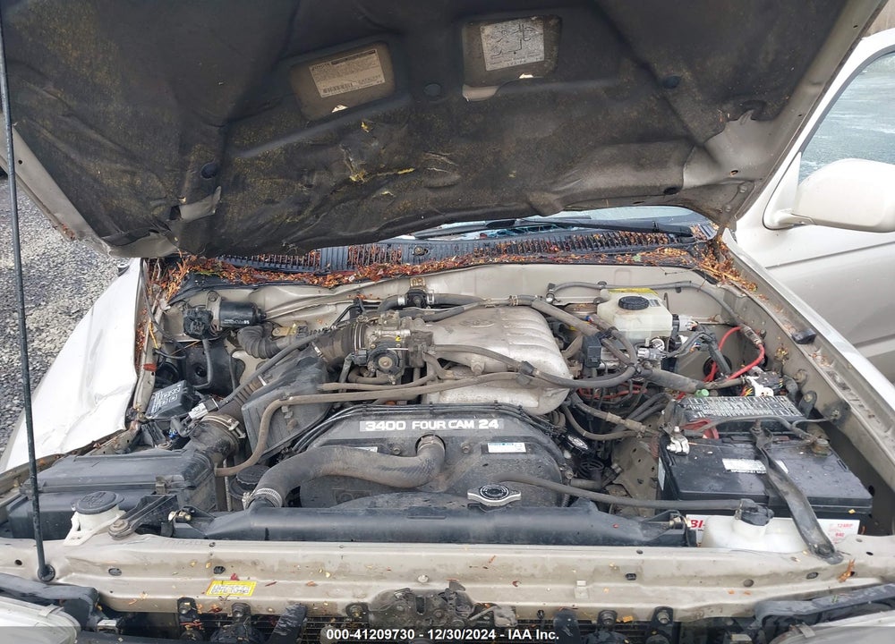 2001 TOYOTA 4RUNNER SR5 VIN: JT3HN86R110334553