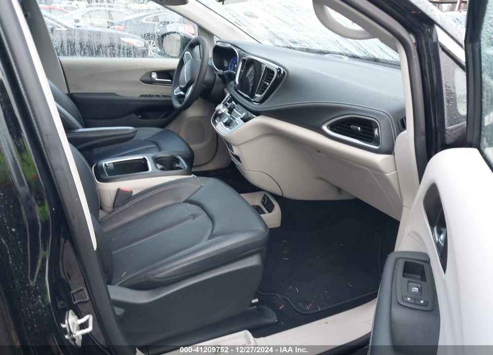 2024 CHRYSLER PACIFICA HYBRID SELECT VIN: 2C4RC1S75RR134570
