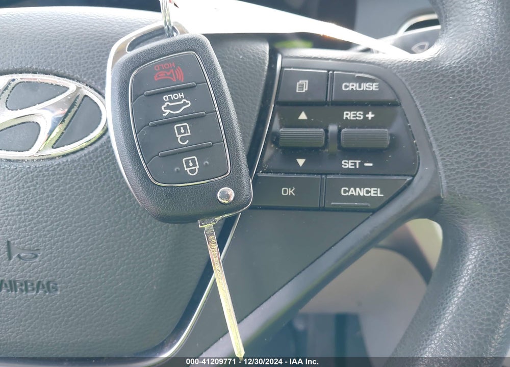2016 HYUNDAI SONATA SE VIN: 5NPE24AF0GH292322