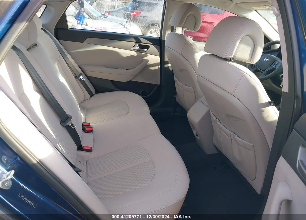 2016 HYUNDAI SONATA SE VIN: 5NPE24AF0GH292322