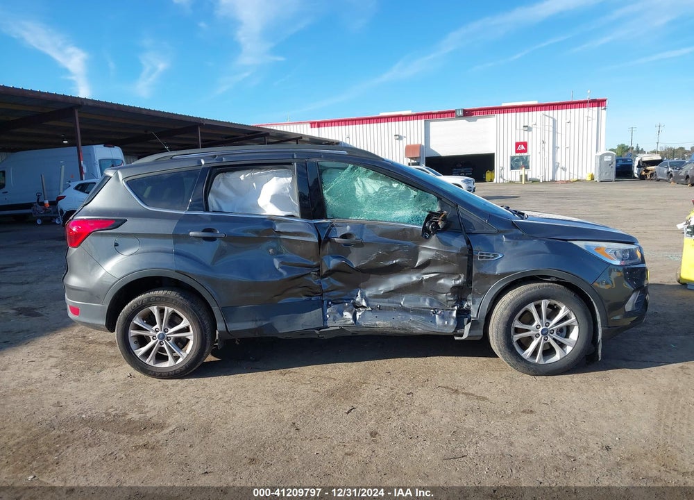 2019 FORD ESCAPE SEL VIN: 1FMCU9HD8KUA82483