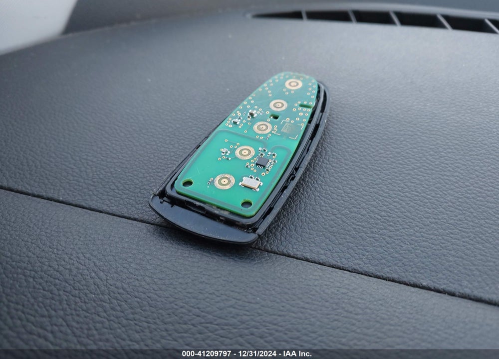 2019 FORD ESCAPE SEL VIN: 1FMCU9HD8KUA82483