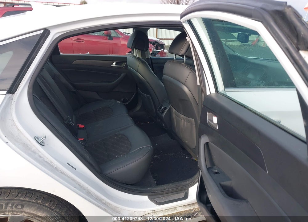 2016 HYUNDAI SONATA VIN: 5NPE34AF4GH299318