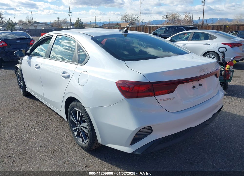 2024 KIA FORTE LX/LXS VIN: 3KPF24AD3RE732902